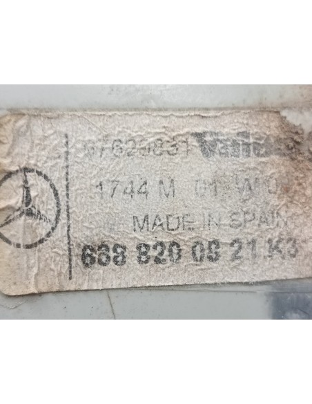 PILOTO DELANTERO IZQUIERDO MERCEDES VITO  COMBI - 94879