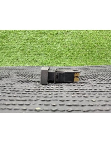 DEFLECTOR IZQUIERDO  IVECO EUROCARGO TECTOR -...