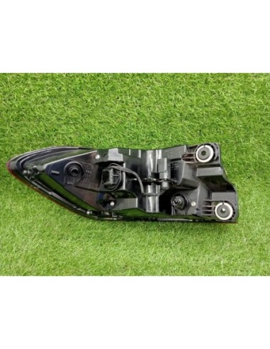 PILOTO TRASERO DERECHO AUDI A8 - 95371