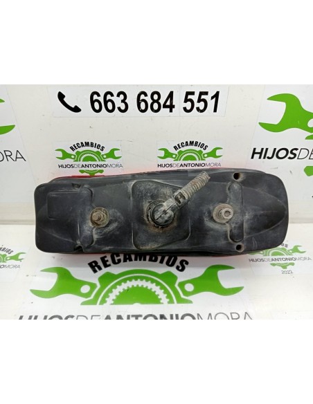 PILOTO TRASERO DERECHO NISSAN CABSTAR - 95852