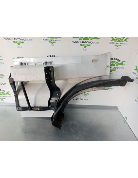 ESTRIBO DELANTERO DERECHO MERCEDES ACTROS 5 L-FAHRERHAUS 2-ACHSER BM 963 - 96029