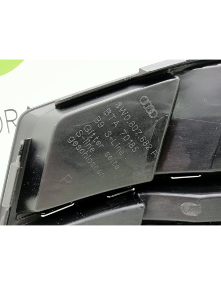 REJILLA PARAGOLPES DERECHA AUDI A4 BERLINA - 96861