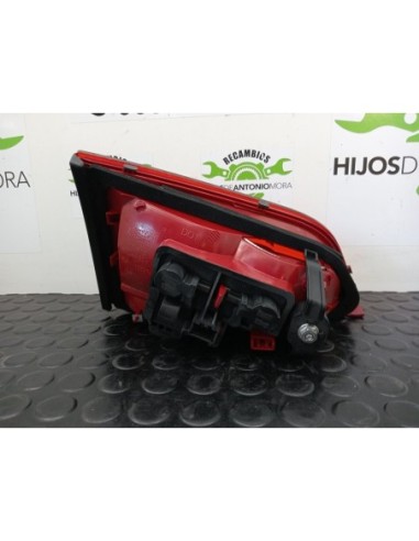 PILOTO TRASERO DERECHO INTERIOR AUDI A4 AVANT -...