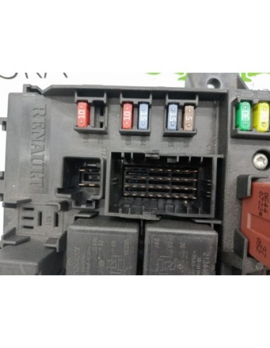 CAJA RELES / FUSIBLES RENAULT SERIE T - 97514