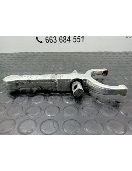 HORQUILLA CAJA CAMBIOS IVECO DAILY CAJA CERRADA - 98480