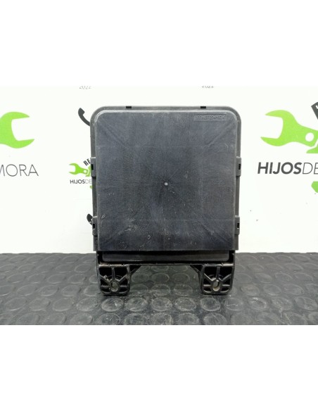 CAJA RELES / FUSIBLES RENAULT MAXITY - 98651