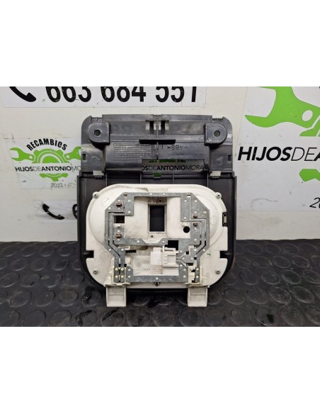 LUZ INTERIOR IVECO DAILY CAJA CERRADA - 99368