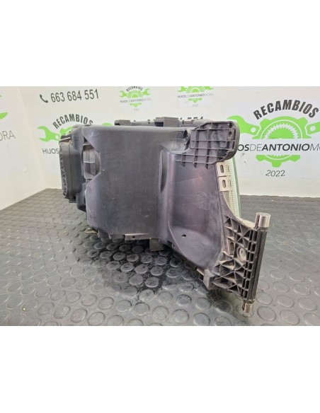 FARO IZQUIERDO MAN TGX 18 XXX - 100052