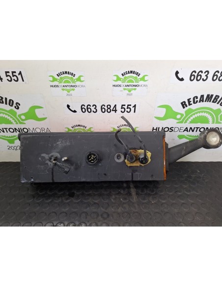 PILOTO TRASERO IZQUIERDO » OTROS    MODELOS - 101175