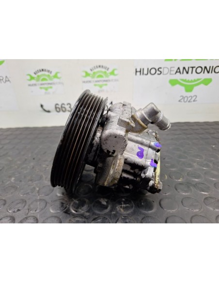 BOMBA DIRECCION NISSAN CABSTAR - 100511