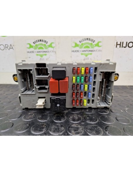 CAJA RELES / FUSIBLES FIAT DOBLO - 101631