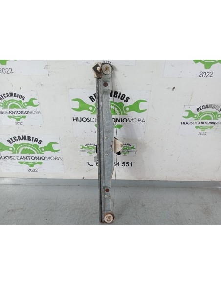 ELEVALUNAS DELANTERO DERECHO NISSAN ATLEON - 102518