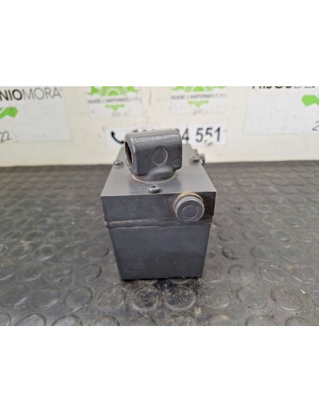 BOMBA ELEVAR CABINA IVECO EUROCARGO TECTOR - 102686