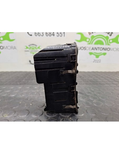 MANDO ELEVALUNAS DELANTERO IZQUIERDO  MAN TG - A 18 XXX - 99170