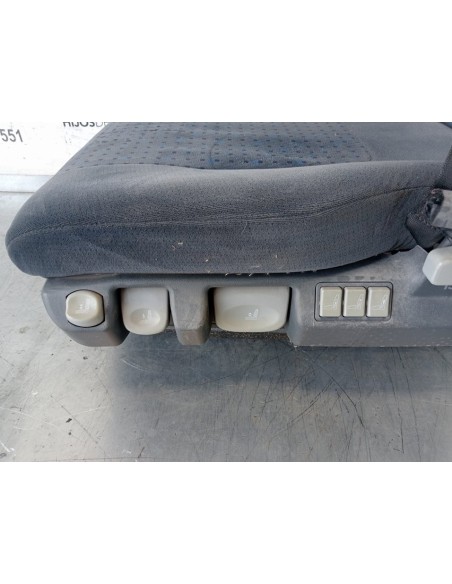ASIENTO DELANTERO IZQUIERDO MAN TG - A 35 XXX - 103256