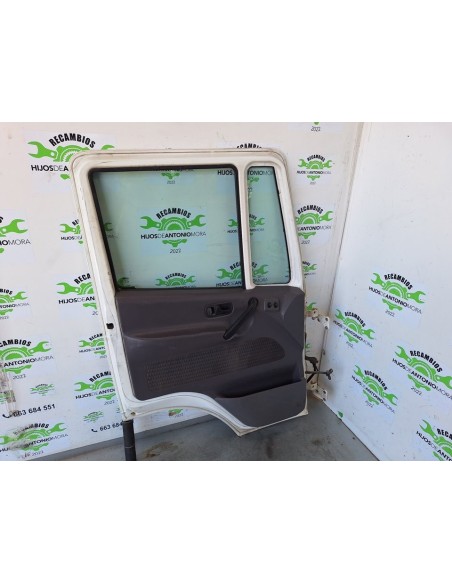 PUERTA DELANTERA IZQUIERDA NISSAN ATLEON - 103453