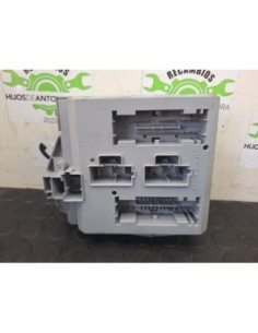 CAJA RELES / FUSIBLES IVECO DAILY CAJA CERRADA - 103493 2