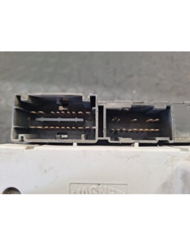 CAJA RELES / FUSIBLES IVECO DAILY CAJA CERRADA...