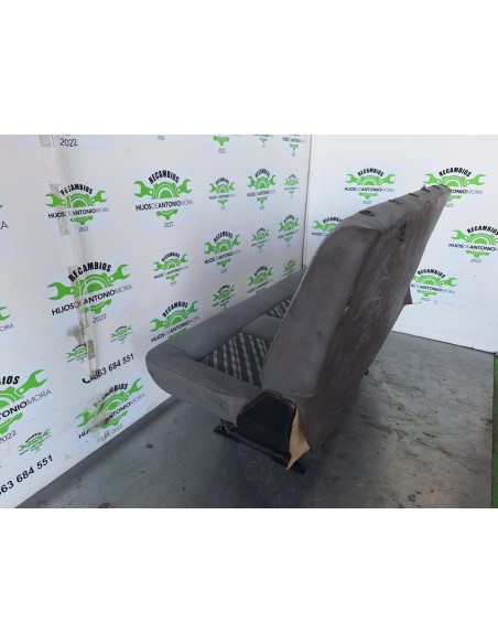 ASIENTOS TRASEROS MERCEDES MB 100 D CAJA CERRADA / COMBI - 103659