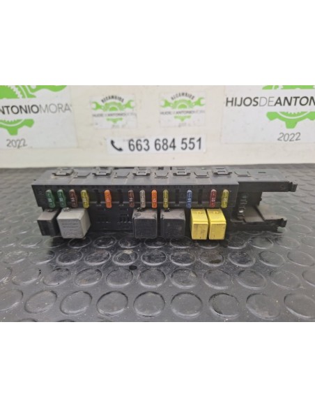 CAJA RELES / FUSIBLES » OTROS    MODELOS - 101833