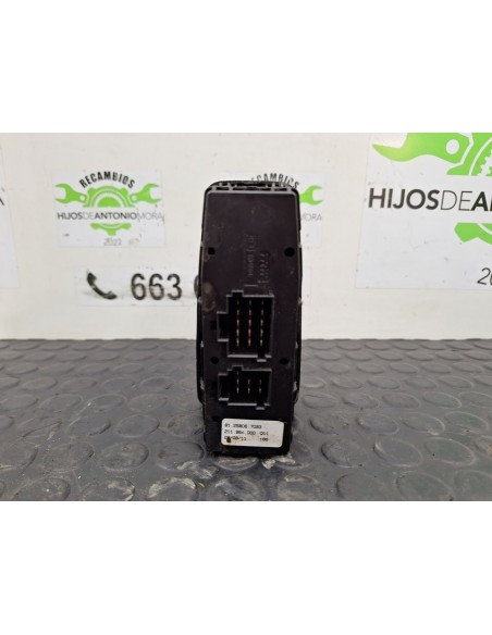 MANDO ELEVALUNAS DELANTERO IZQUIERDO  MAN TGX 35 XXX - 100516