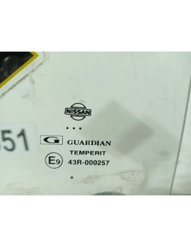 LUNA DELANTERA IZQUIERDA NISSAN ATLEON - 99518