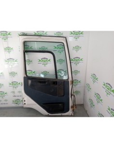 PUERTA DELANTERA IZQUIERDA DAF SERIE 75 CF  320 EURO 1/2... 2