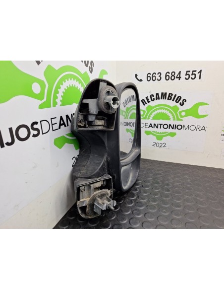 RETROVISOR DERECHO RENAULT TRAFIC COMBI - 100806