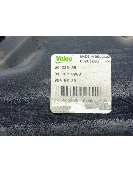 FARO DERECHO IVECO STRALIS - 97817