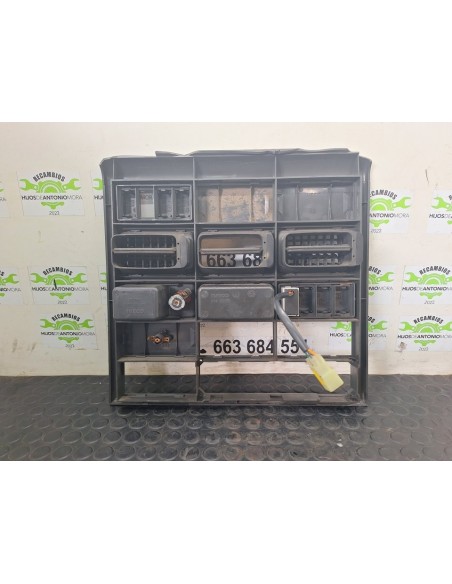 CONSOLA CENTRAL IVECO EUROTRAKKER - 104065