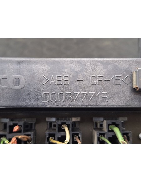 CAJA RELES / FUSIBLES IVECO EUROCARGO TECTOR - 99071