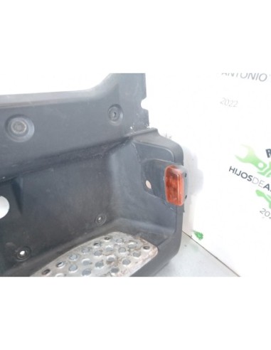 ESTRIBO DELANTERO DERECHO MAN TG - L 7 XXX / 8...