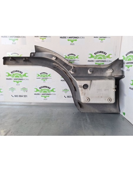 ESTRIBO DELANTERO IZQUIERO MAN TG - L 7 XXX / 8 XXX - 99115