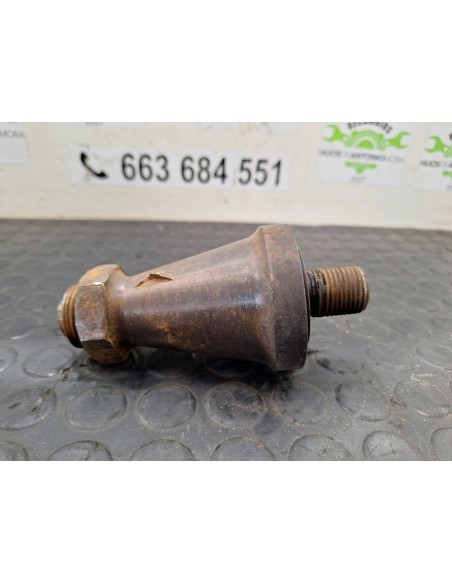 BUJE NISSAN ATLEON - 104262