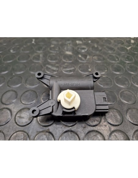 101775 - MOTOR APERTURA TRAMPILLAS CLIMATIZADOR