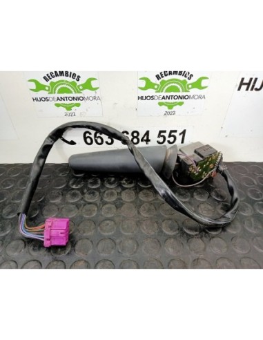 SPOILER LATERAL IZQUIERDO RENAULT PREMIUM ROUTE...