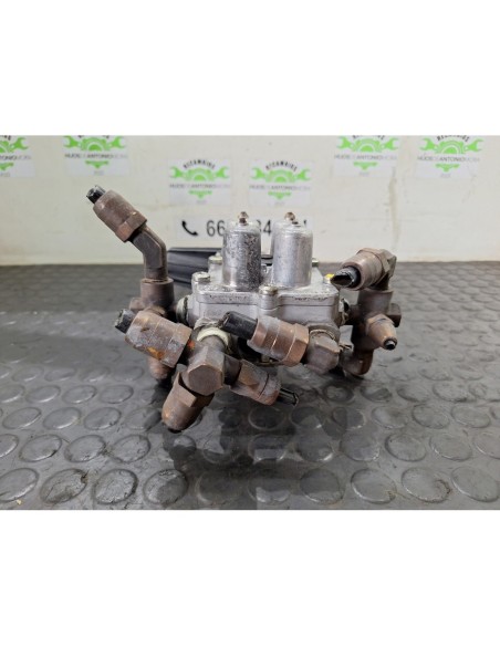 FARO DERECHO AUDI A8 - 96956