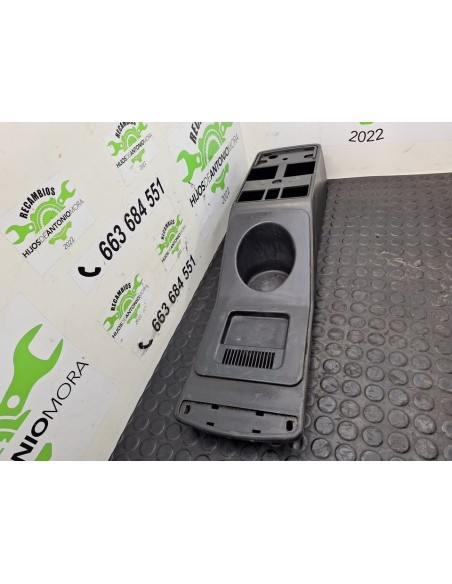 PUERTA CAJON HERRAMIENTA IZQUIERDA RENAULT SERIE T - 107640