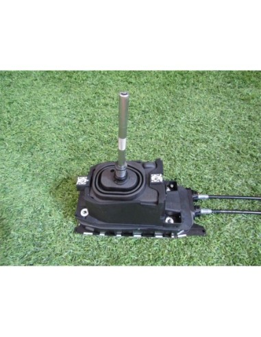 CAJA RELES / FUSIBLES RENAULT HD 300 18 / 26...