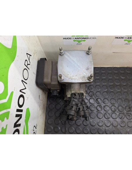 GUARDABARRO TRASERO DELANTERO DERECHO MERCEDES ACTROS 5 L-FAHRERHAUS 2-ACHSER BM 963 - 111908