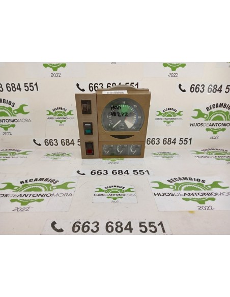 GUARDABARROS BAJO CABINA DERECHO VOLVO FH 12 2002 -  - 100406