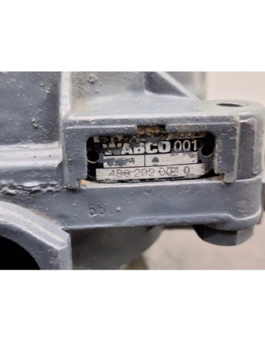 CALANDRA DELANTERA IVECO EUROTECH CURSOR - 101161