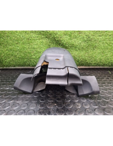 GUARDABARROS FIJO CABINA IZQUIERDO IVECO EUROCARGO TECTOR - 102700