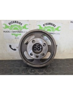 SOPORTE ESPEJO DERECHO NISSAN L35 95 - 110599