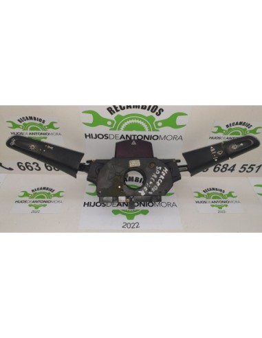 PUERTA DELANTERA DERECHA MITSUBISHI MONTERO -...