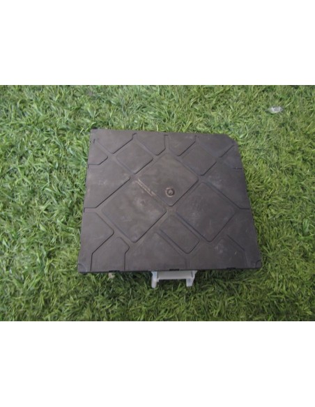 DEFLECTOR DERECHO  NISSAN ATLEON - 107351