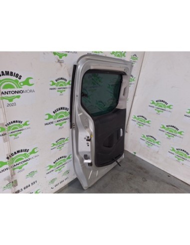 GUARDABARROS BAJO CABINA IZQUIERDO VOLVO FL 614...