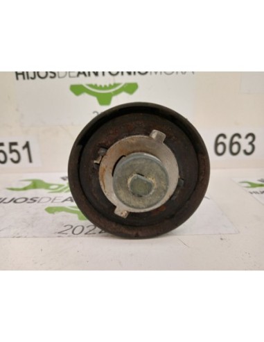 TAPA EXTERIOR COMBUSTIBLE VOLKSWAGEN TIGUAN -...