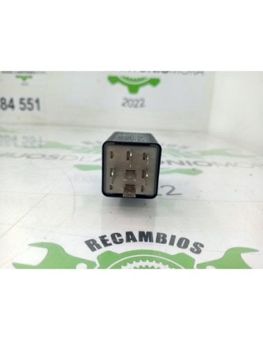 TAPA EXTERIOR COMBUSTIBLE VOLKSWAGEN TIGUAN -...