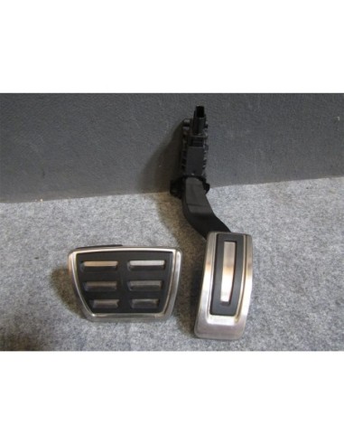 GUARNECIDO DERECHO MALETERO TOYOTA LAND CRUISER...